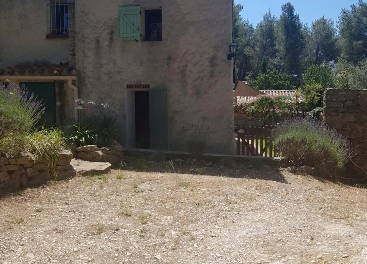 Bed & Breakfast Chambre Independante Au Calme Le Beausset France